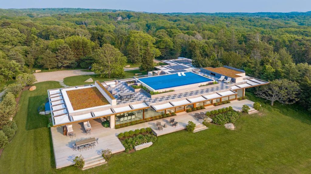 Seaside Splendor: Exquisite West Tisbury Beachfront Estate Listed at $26.5 Million