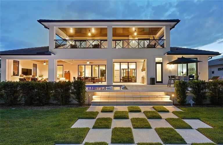 Unveiling a $6.8 Million Marvel in Marco Island, Your Dream Waterfront Lifestyle Awaits!