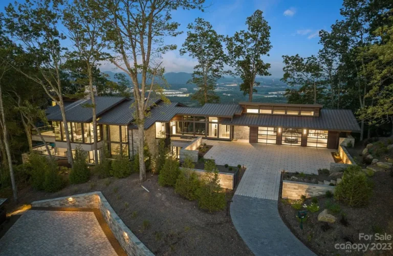 Mountain-Modern Masterpiece: Luxury Living at The Cliffs at Walnut Cove, North Carolina Asks $16,750,000