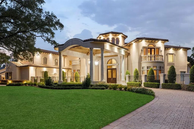 Ultimate Elegant: $8.995M Italianate Villa in Houston, TX – Unparalleled Elegance and Entertainment
