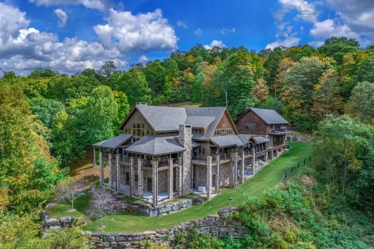 Cranberry Creek Estate: Mountain Paradise with Unparalleled Development Potential in North Carolina for $11,885,000