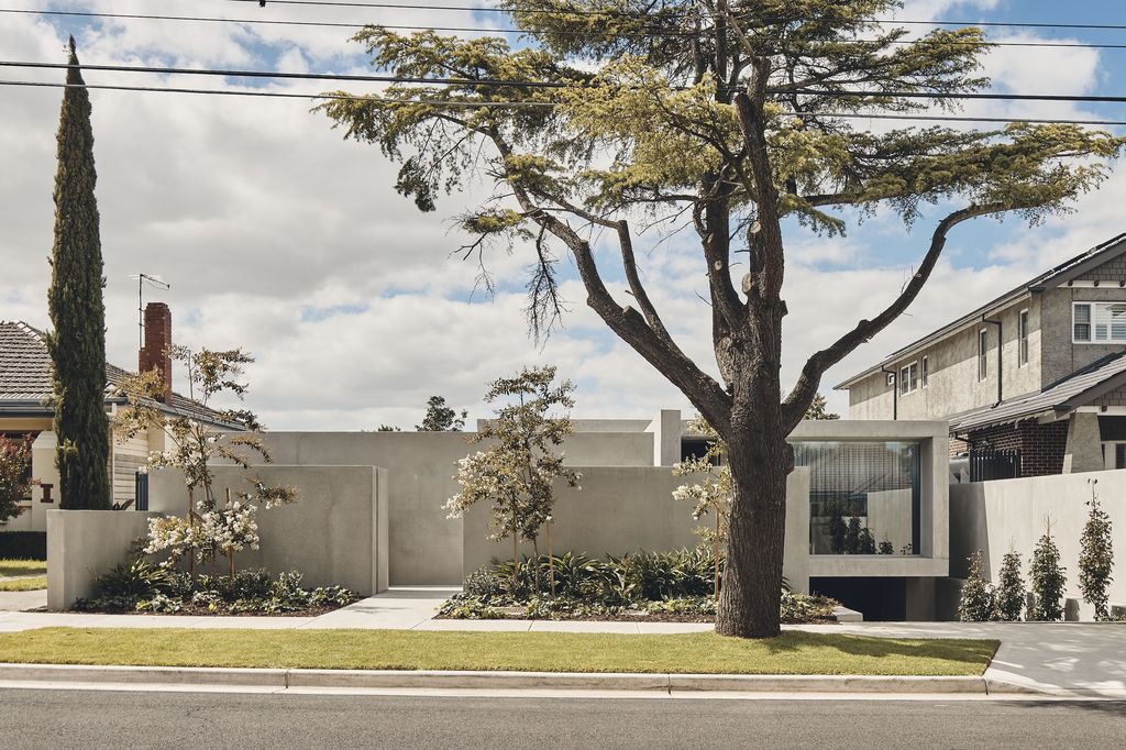 Bournian Residence by FGR Architects, Harmony of Form and Function