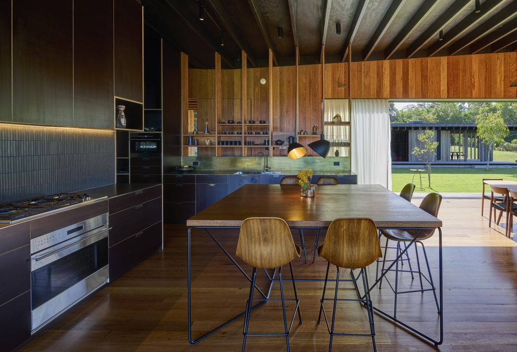 Contemplation House, Harmony with Nature by Virginia Kerridge Architect