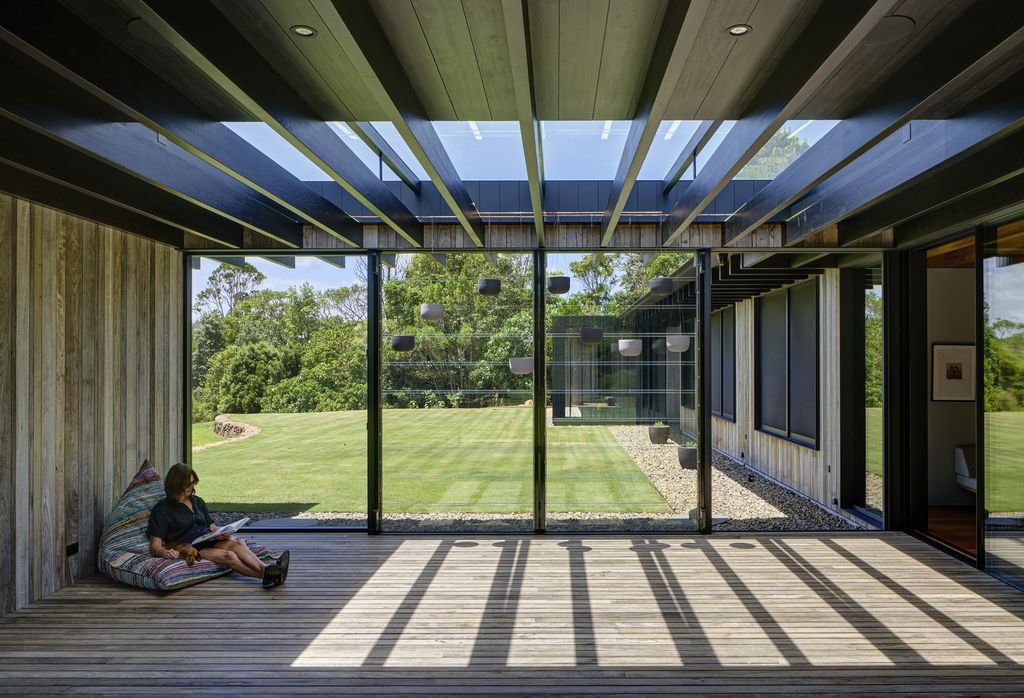 Contemplation House, Harmony with Nature by Virginia Kerridge Architect