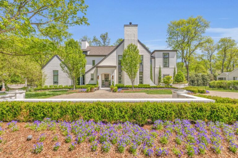 Exquisite Nashville Home Offers Perfect Blend of Elegance and Comfort for $3,999,999
