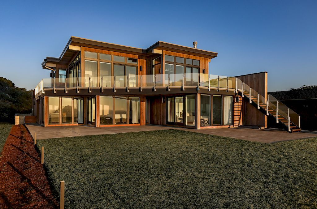 Face Rock Beach House in Bandon by Giulietti Schouten Weber Architects