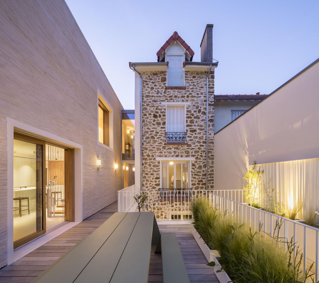 Francilian House in France, a Modern Extension Project by HEMAA