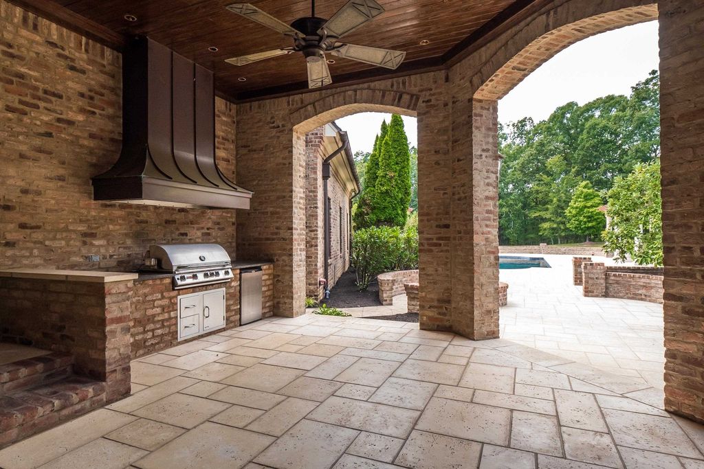 One-of-a-kind Tennessee Estate Redefines Luxury and Sophistication at $4.299 Million
