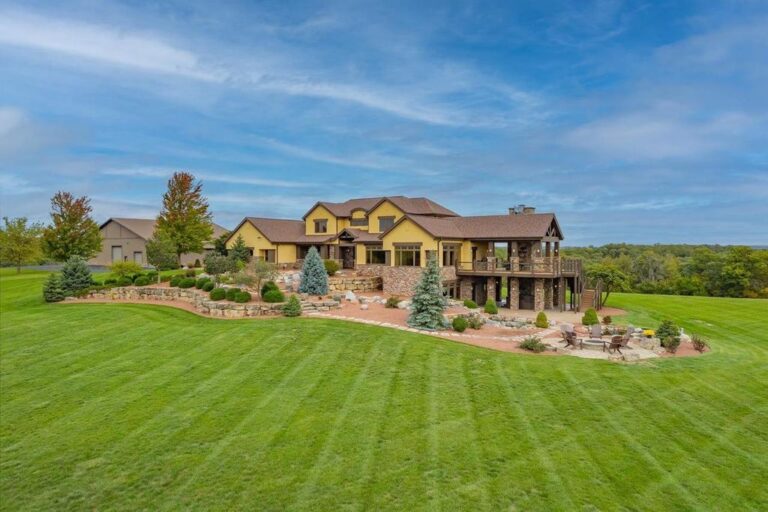 Spring Green, Wisconsin Dream Home 3.8 Million for Ultimate Outdoor
