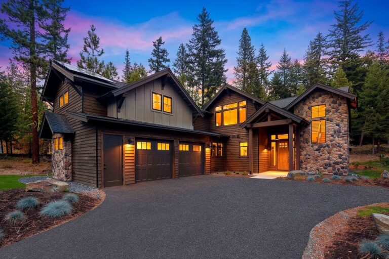 Stunning Cle Elum, Washington Home Seamlessly Blends with Nature Listed at $2,129,998
