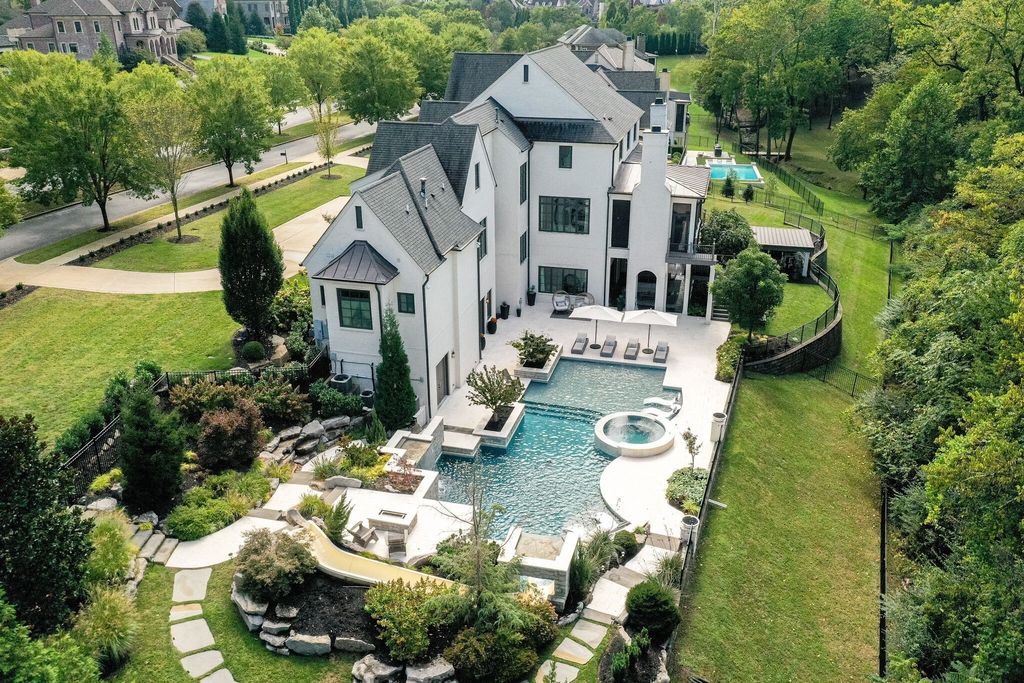 Timeless Elegance and Modern Luxury Unite in $6.485 Million Brentwood, Tennessee Private Estate