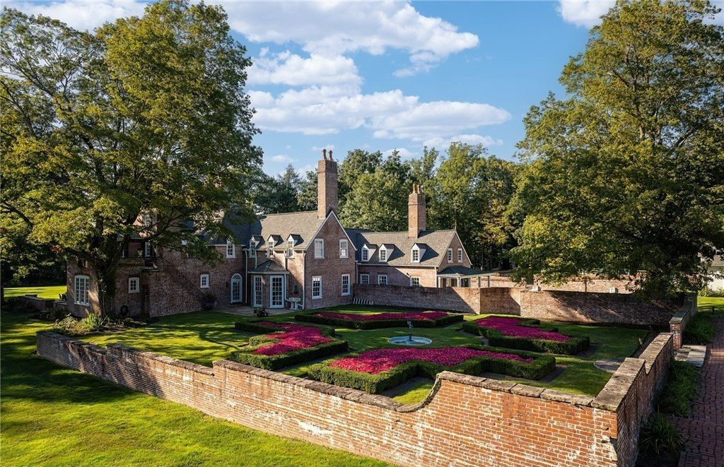 Timeless Georgian Manor in Chagrin Falls, Ohio, Set Amidst Woodlands, Listed at $4.295 Million