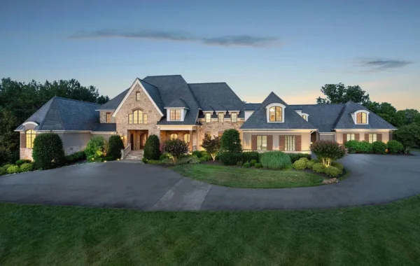 Luxurious Country Club Living: Creighton Farms Estate with 9 Beds, Golf Simulator, and More for $4,525,000