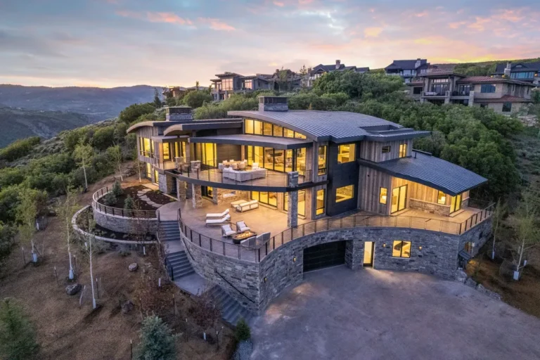 Promontory Ridge Perfection: A Luxury Retreat with Unrivaled Views in Park City for $9,690,000