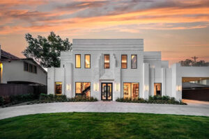 Exquisite 5BR/7BA Home in Houston, TX with Unmatched Luxury and Resort Living in Houston Listed at $5,999M