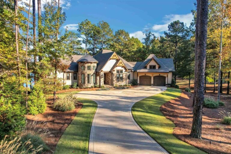 An Extraordinary $5.9 Million Home with Indoor and Outdoor Entertainment in Greensboro, Georgia