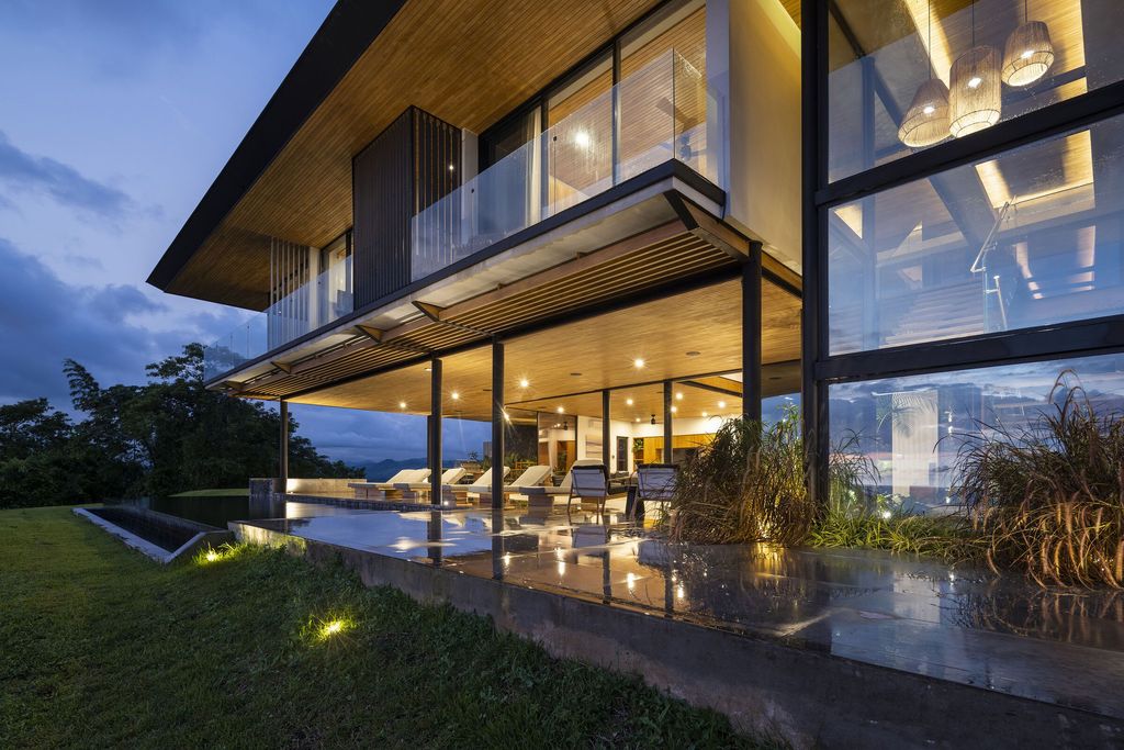 Casa con Vista, A Modern Tropical Haven in Costa Rica by Studio Saxe