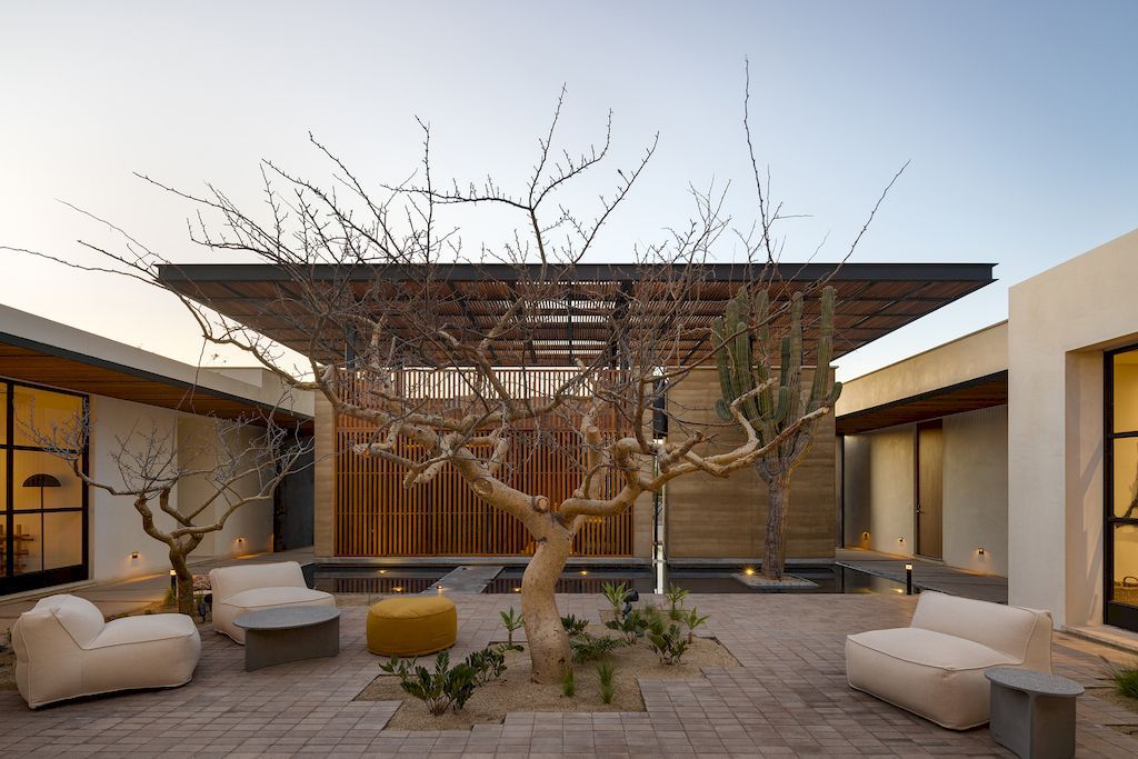 Cima House, A Fusion of Design and Nature by R/MA Design Group