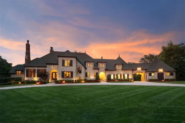 Exceptional French Manor Redefines Luxury in A Coveted Location in Saint Louis, Missouri