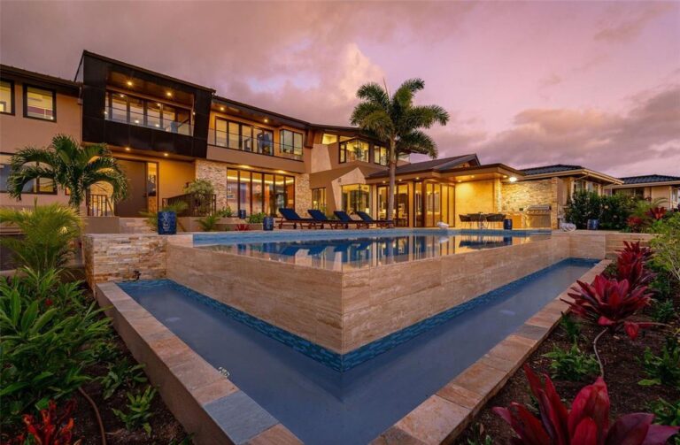 Hawaii Loa Haven: A Symphony of Modern Luxury and Natural Beauty Architectural Gem for Sale at $7.8 Million