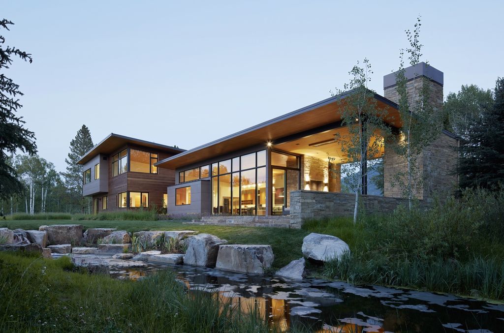 JD2 House, Modern Wyoming Retreat for Active Living by CLB Architects