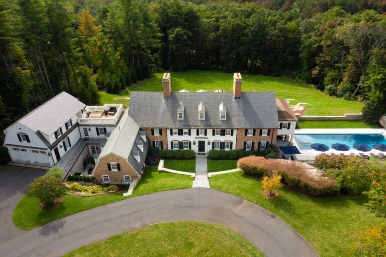 Luxurious Elegance in Needham: Exquisite Fully-Renovated Home, Unveiling Opulence at $5.95 Million