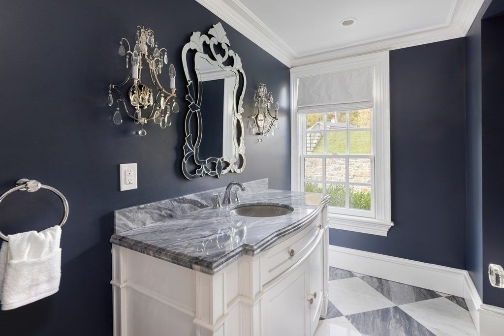 Luxurious Elegance in Needham Exquisite Fully Renovated Home Unveiling Opulence at 5.95 Million 26