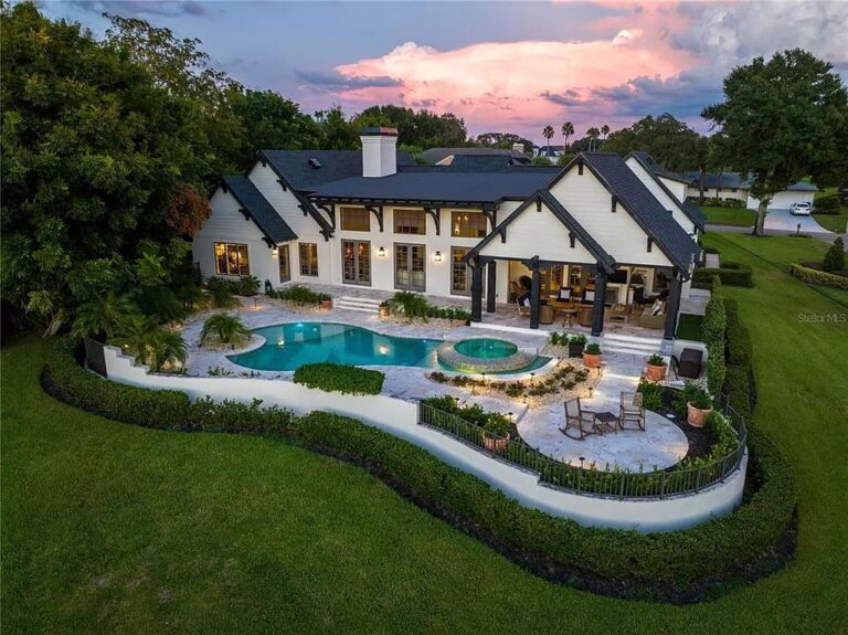 Luxurious Estate on Arnold Palmer’s Bay Hill 18th Green, Orlando which is Offered at $4.1 Million