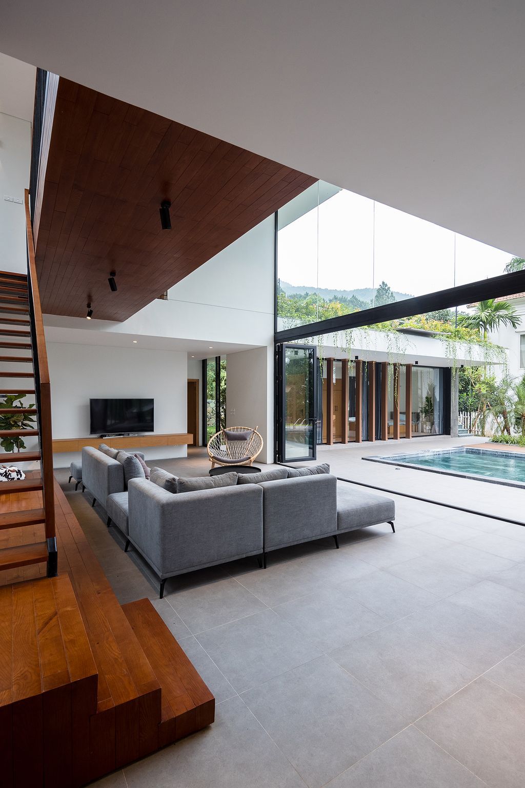 U-Space Villa Tam Dao, a Nature-Integrated Retreat by Idee Architects