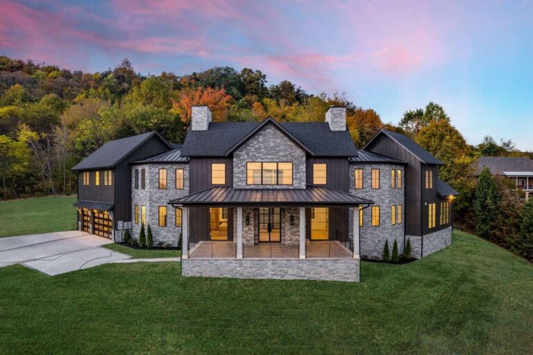 Unmatched Quality and Contemporary Elegance in Thompson’s Station, Tennessee Home Listed at $3,199,999