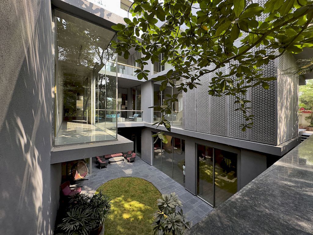 Zen Spaces Residence, Blends Design & Nature by Sanjay Puri Architects