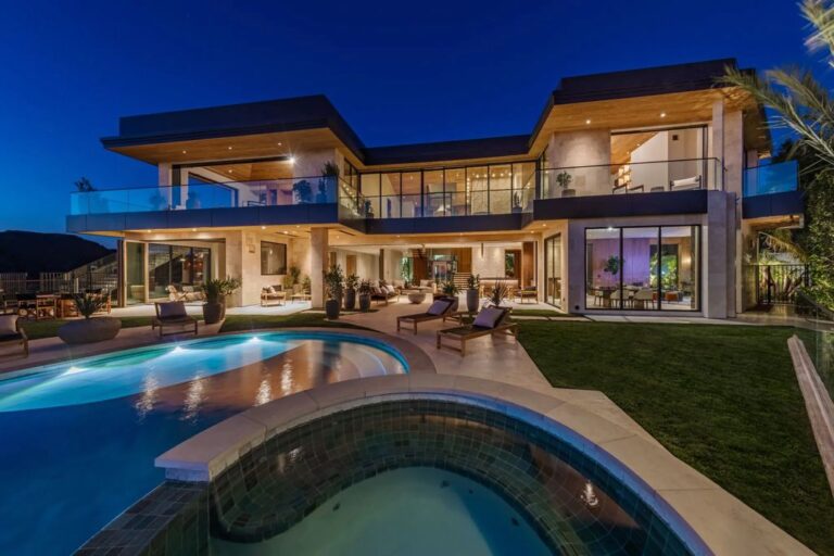 Newly Built Mansion in Beverly Hills: A Vacation Retreat in the Heart of the City Hits The Market for $45,950,000