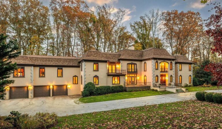 Impeccably Maintained Private Estate on Beautifully Landscaped Grounds in Pennsylvania Offered at $3,915 Million