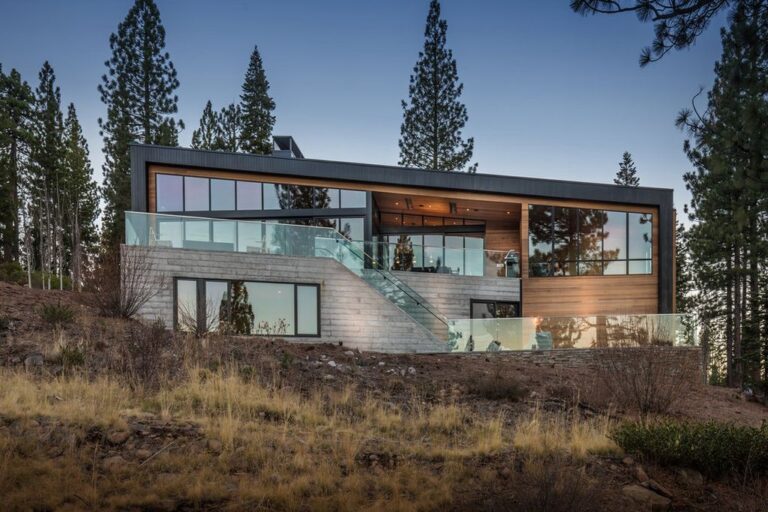 Martis Camp 457 Blends with Nature’s Majesty by BMA Architects