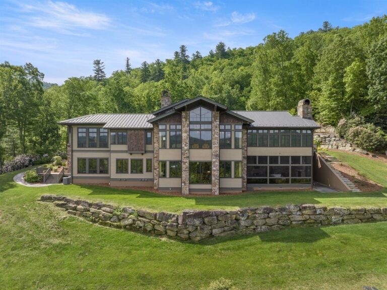 Stonewood Farm: A Serene Retreat with Breathtaking Views in North Carolina Offered at $6,495 Million