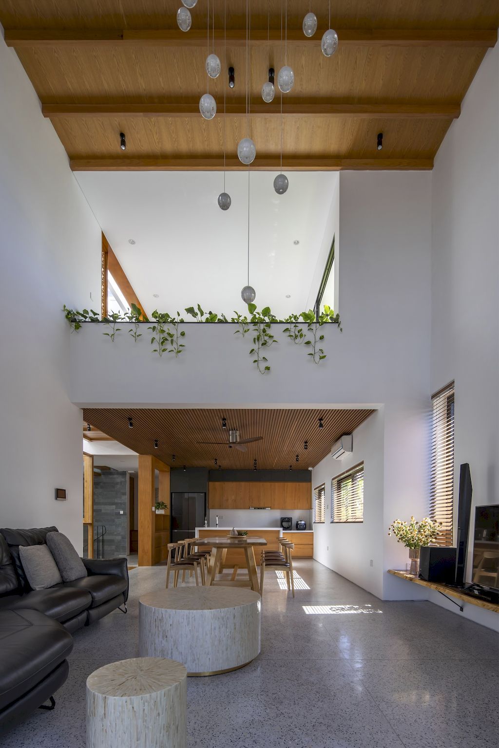 TT House, tranquil harmony of work and home spaces by PsA Architecture