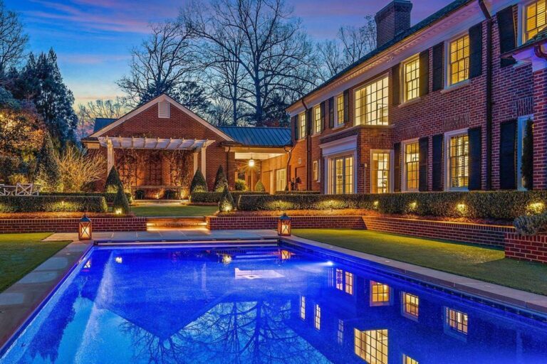 1947 Georgian Revival Masterpiece: The Heavner-Williams Home in North Carolina, Listed at $2.49 Million