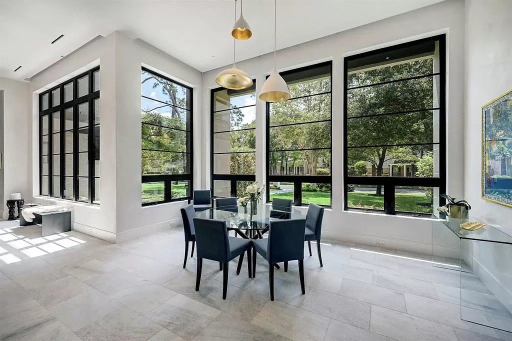 Sophisticated Retreat: 5-Bed Home in Houston with Dual Kitchens & Wine Vault, Exclusive at $5.2M