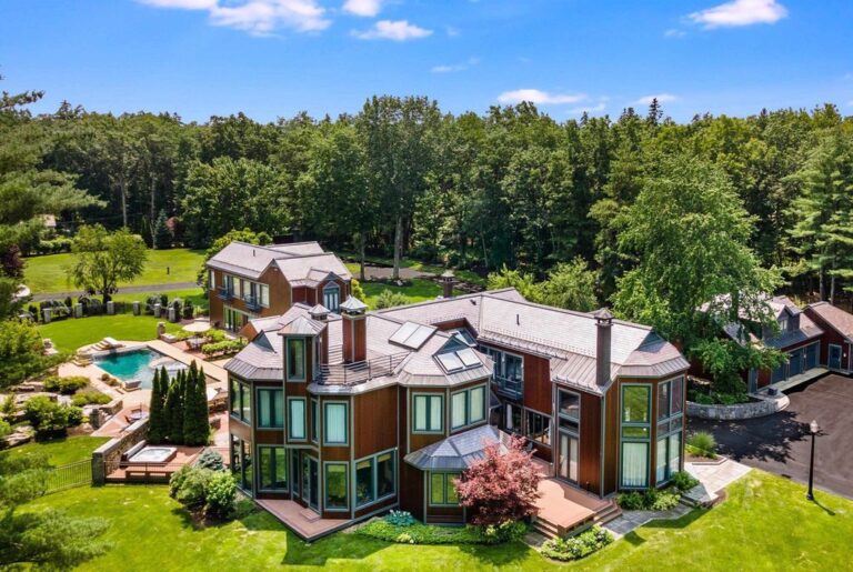A $4 Million Masterpiece of Grand Architecture and Unrivaled Craftsmanship in New Hampshire
