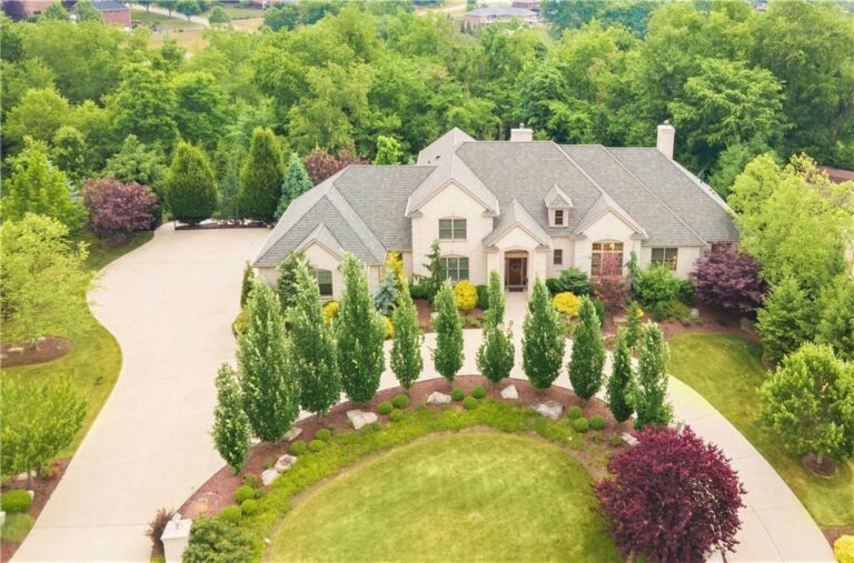Costa Homebuilders’ Extraordinary Residence with Lush Landscaping in Pennsylvania Listed at $2.295 Million