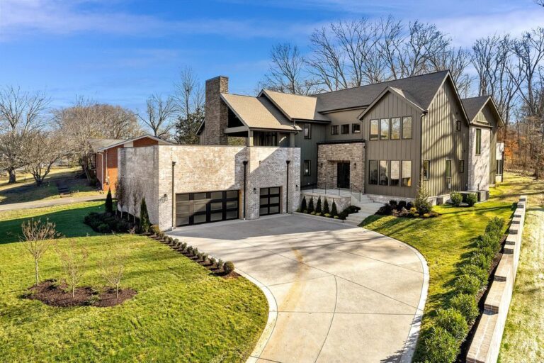 Exquisite Modern Design: Tennessee Property with Breathtaking Views Available for $3,699,900