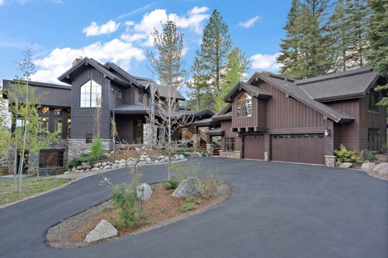 Custom Built Estate With Breathtaking Panoramic Views Listed At 4 85   Idyllic Idaho Living Custom Built Estate With Breathtaking Panoramic Views Listed At 4.85 Million 2 768x512 