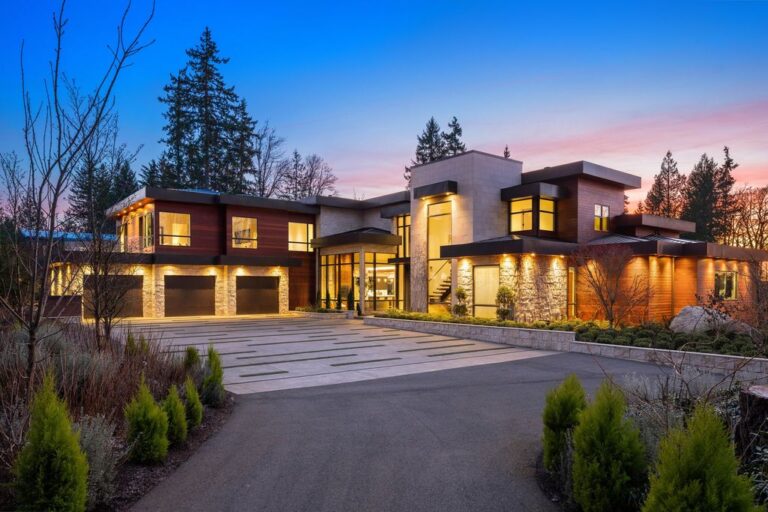 Luxury Redefined: Legacy Estate Offers Unrivaled Living Amidst Nature’s Embrace in Washington for $10.95 Million