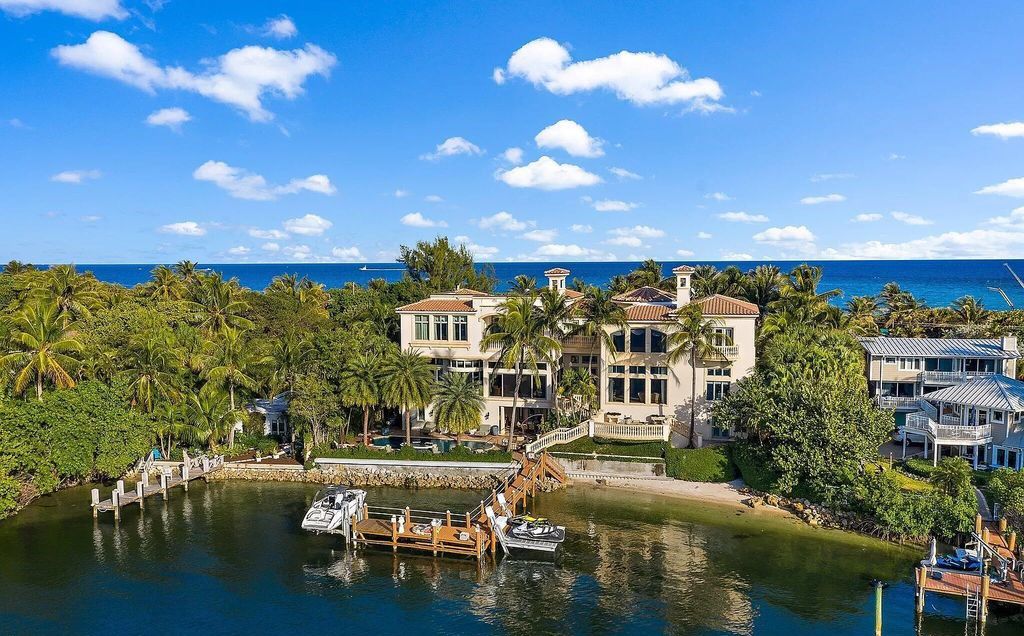 This fully furnished, 7-bedroom estate spanning 1.72 acres in Manalapan, Florida, redefines luxury living