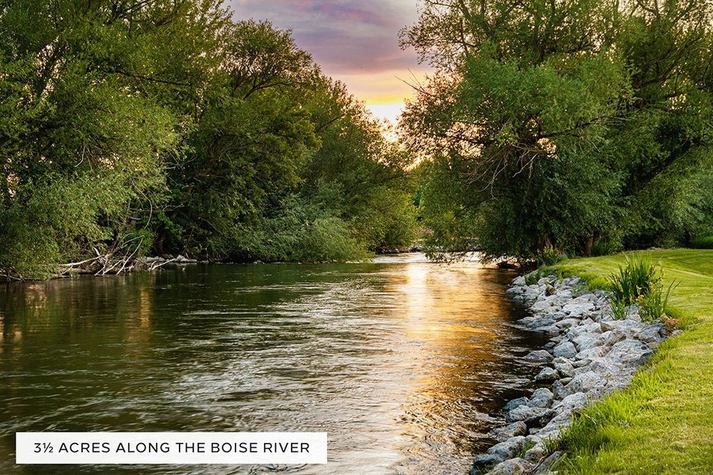 Natures Peace and Premium Water Frontage Define This Idaho Gem Listed at 4.995 Million 36