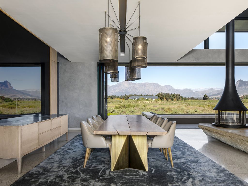 Winelands Villa, Contemporary Oasis in South Africa by ARRCC