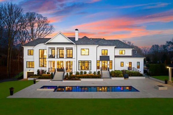 Superb Estate with Breathtaking Views of Charlotte’s Premier Golf Course for Sale at $7,950,000