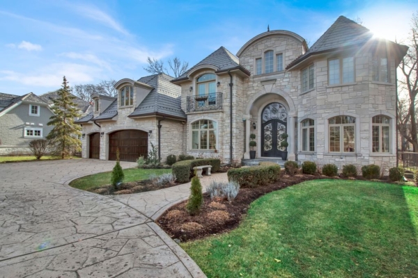 All-Stone Custom Home: A Showcase of Luxury Living in Golf Acres, Illinois Listed at $2,499 Million