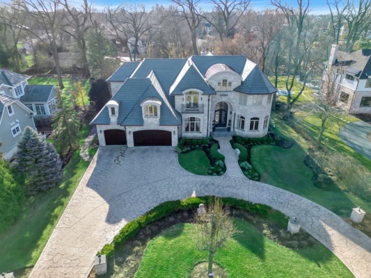 All-Stone Custom Home: A Showcase of Luxury Living in Golf Acres ...