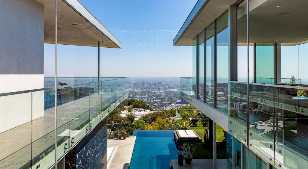 Levels House, striking Los Angeles home by McClean Design